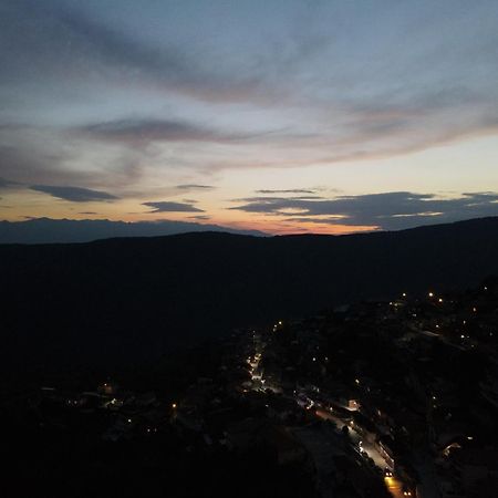 Hotel Deyanira Gorno Dryanovo ภายนอก รูปภาพ
