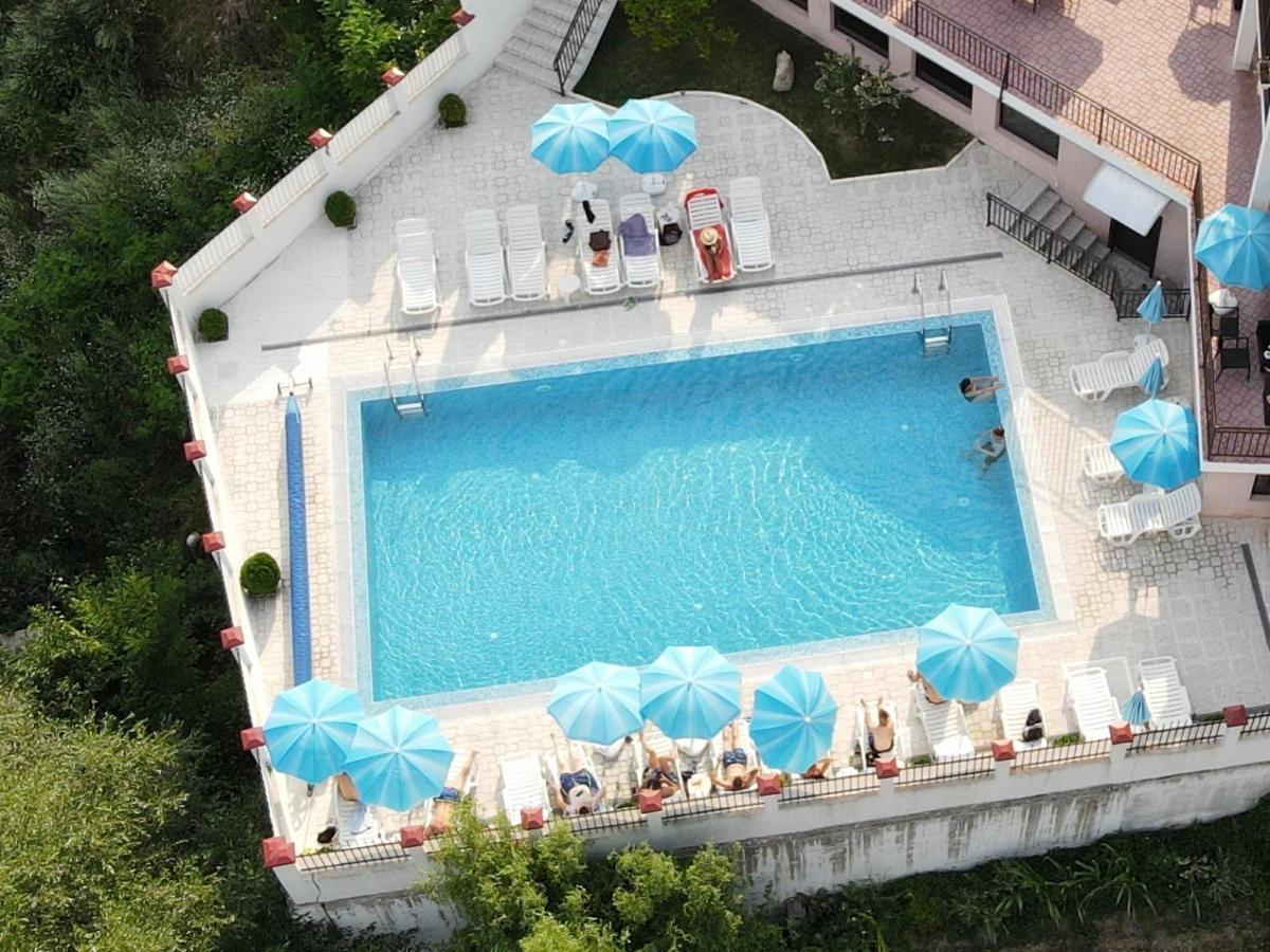 Hotel Deyanira Gorno Dryanovo ภายนอก รูปภาพ