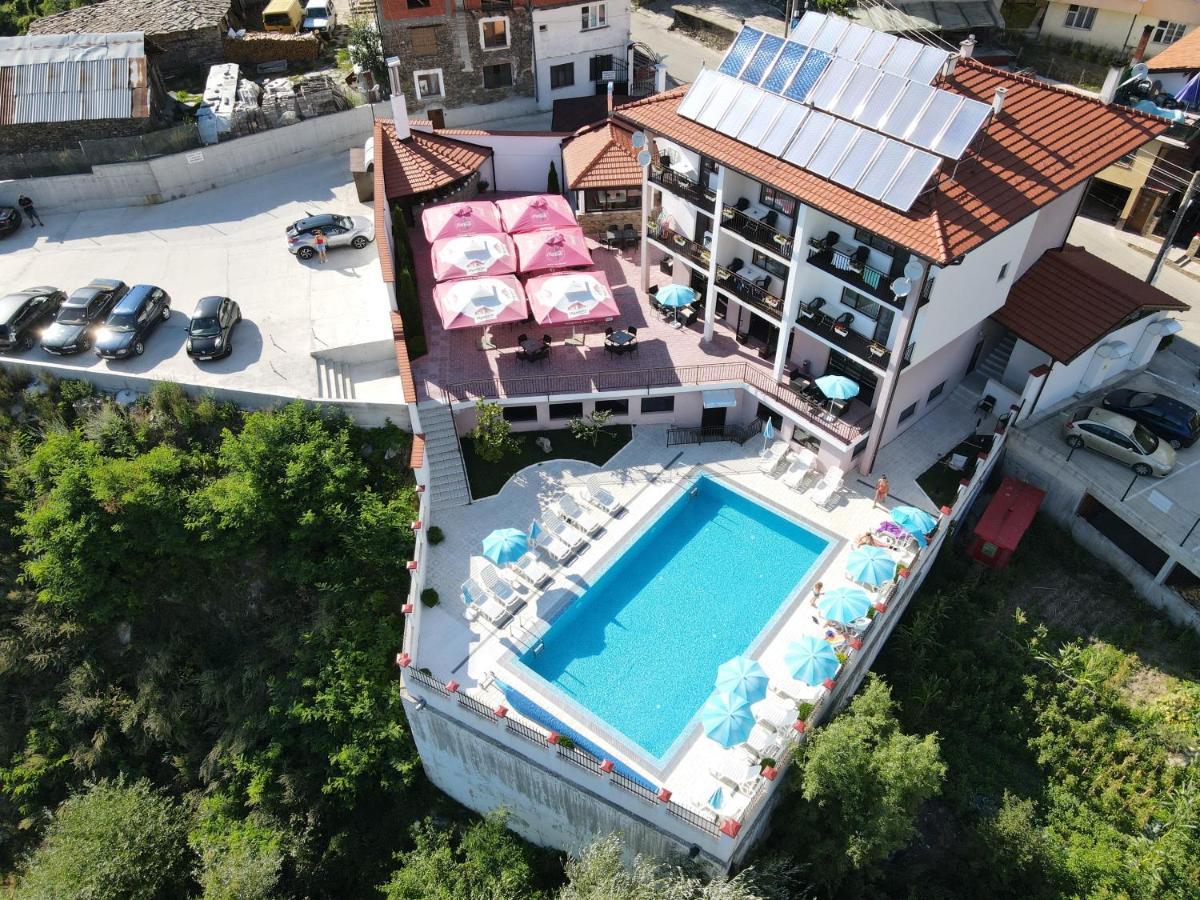 Hotel Deyanira Gorno Dryanovo ภายนอก รูปภาพ