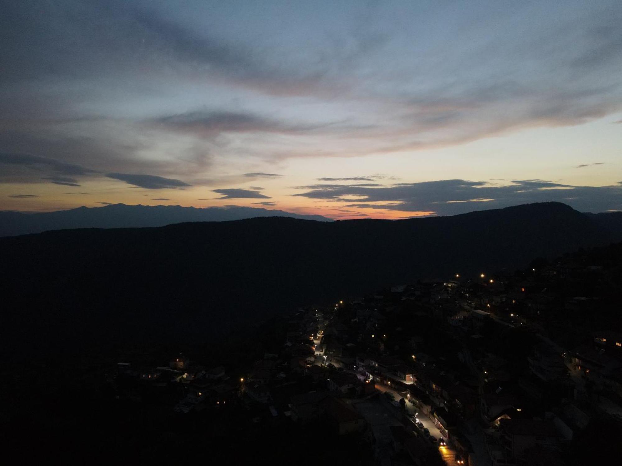 Hotel Deyanira Gorno Dryanovo ภายนอก รูปภาพ