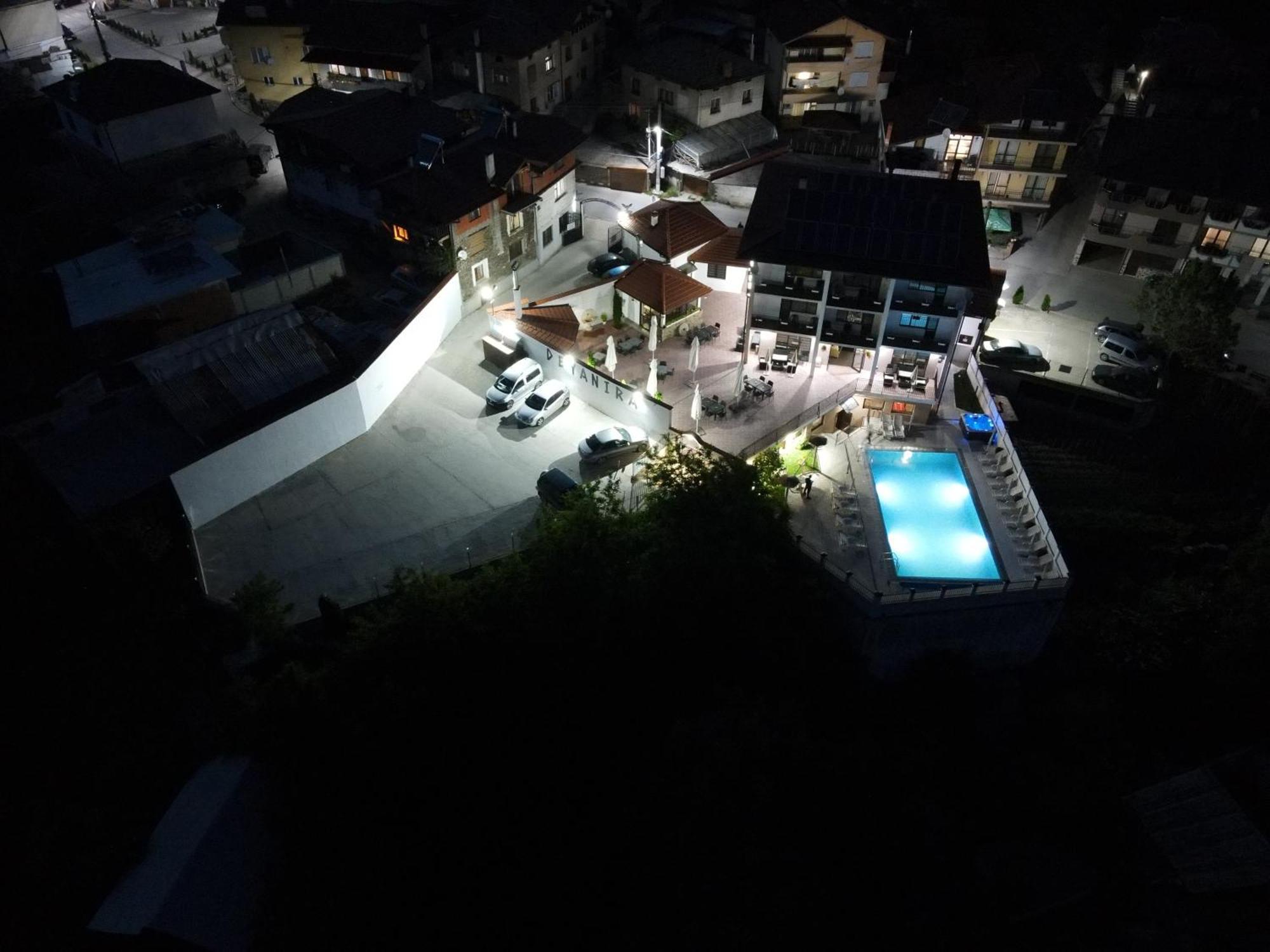 Hotel Deyanira Gorno Dryanovo ภายนอก รูปภาพ