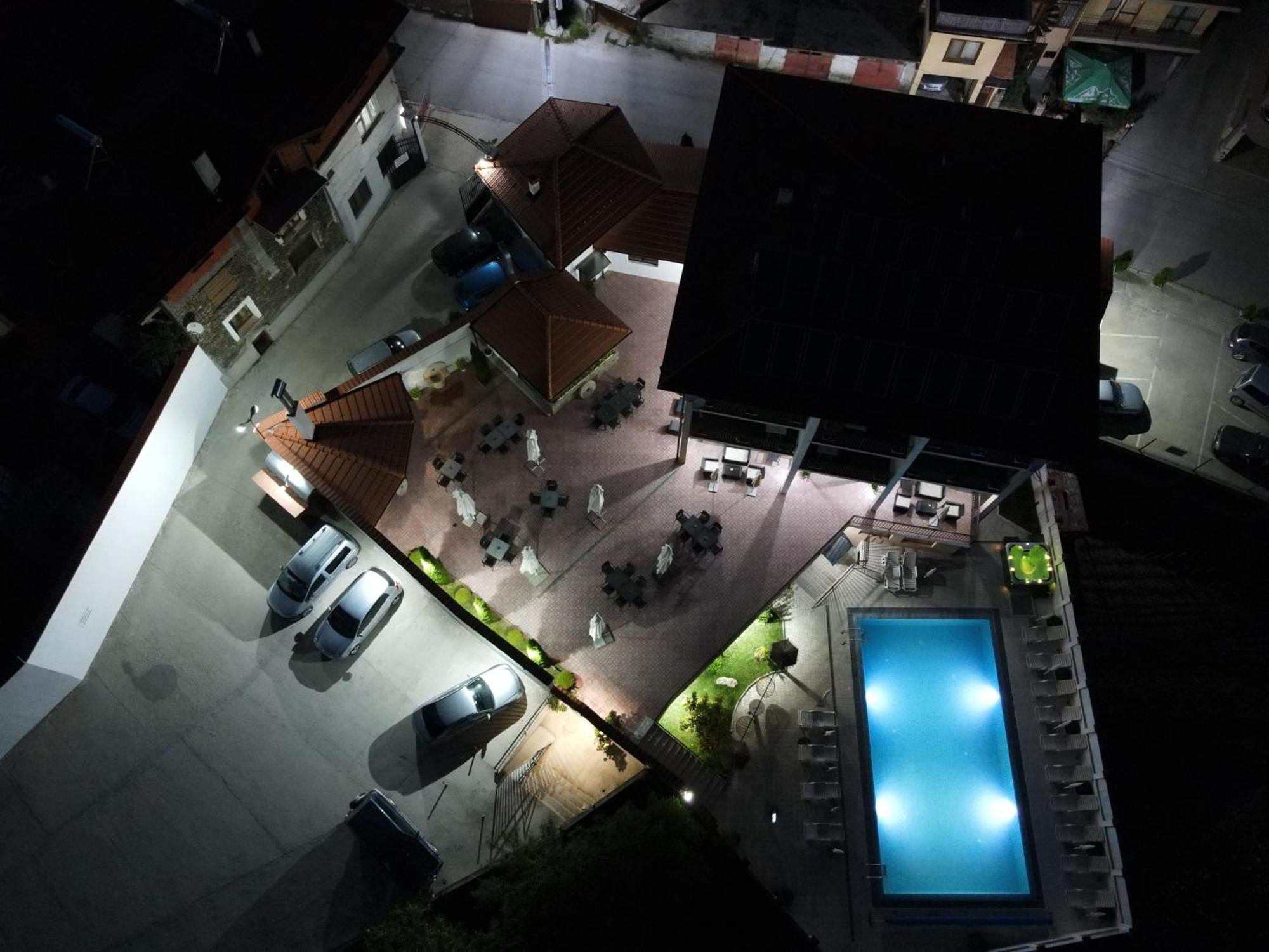 Hotel Deyanira Gorno Dryanovo ภายนอก รูปภาพ