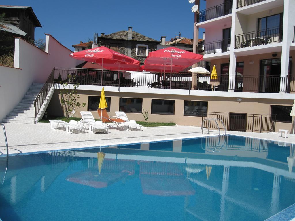 Hotel Deyanira Gorno Dryanovo ภายนอก รูปภาพ