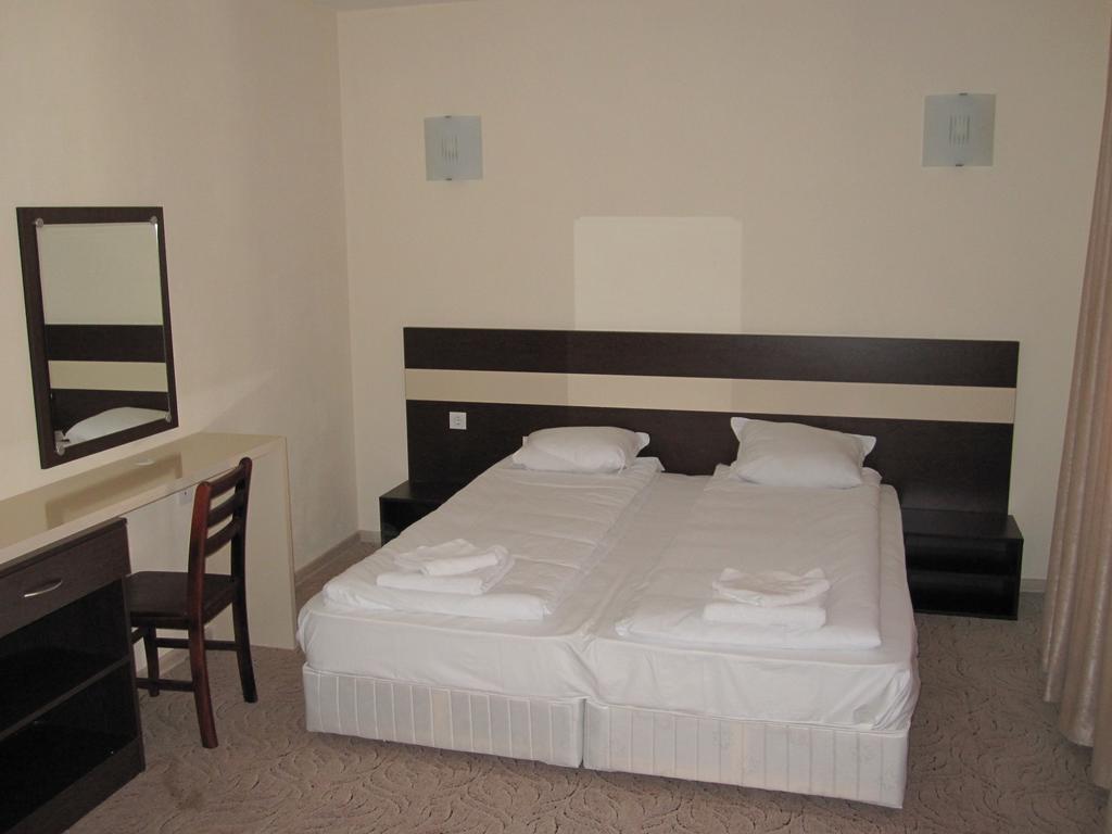Hotel Deyanira Gorno Dryanovo ห้อง รูปภาพ