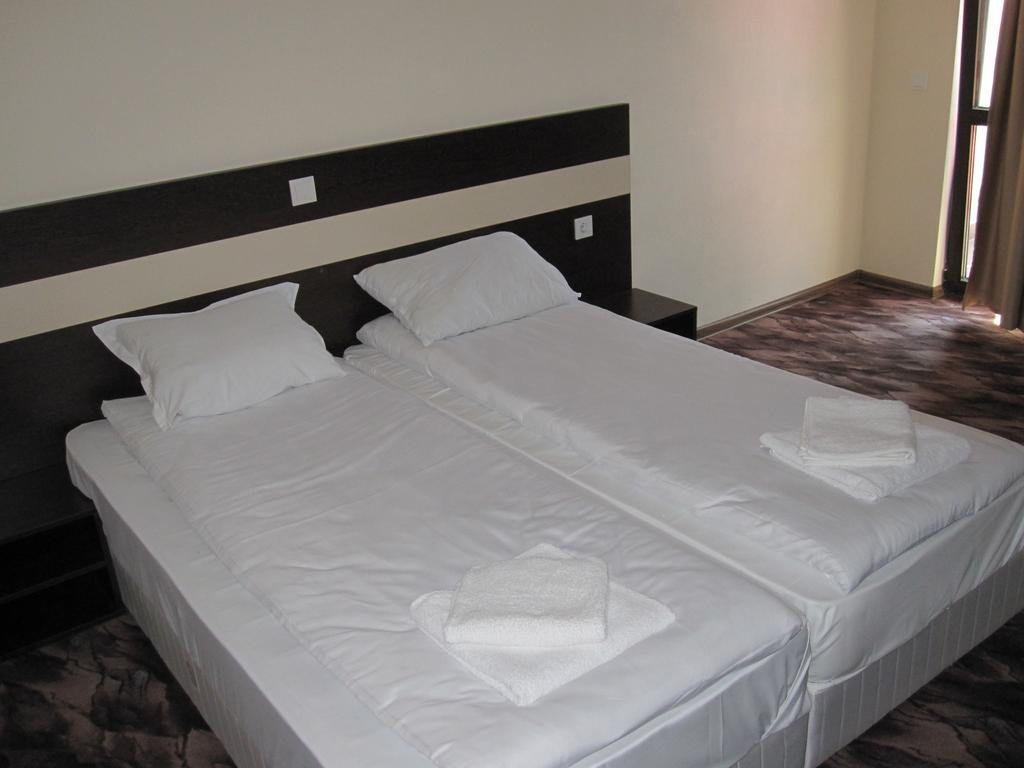 Hotel Deyanira Gorno Dryanovo ห้อง รูปภาพ