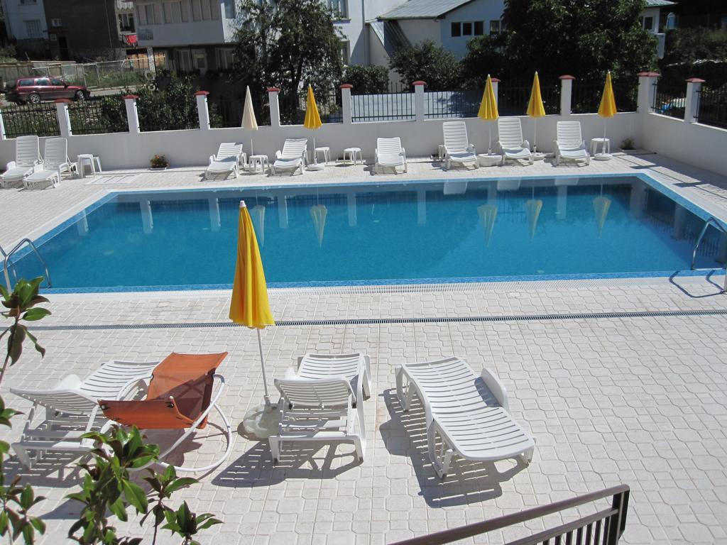 Hotel Deyanira Gorno Dryanovo ภายนอก รูปภาพ
