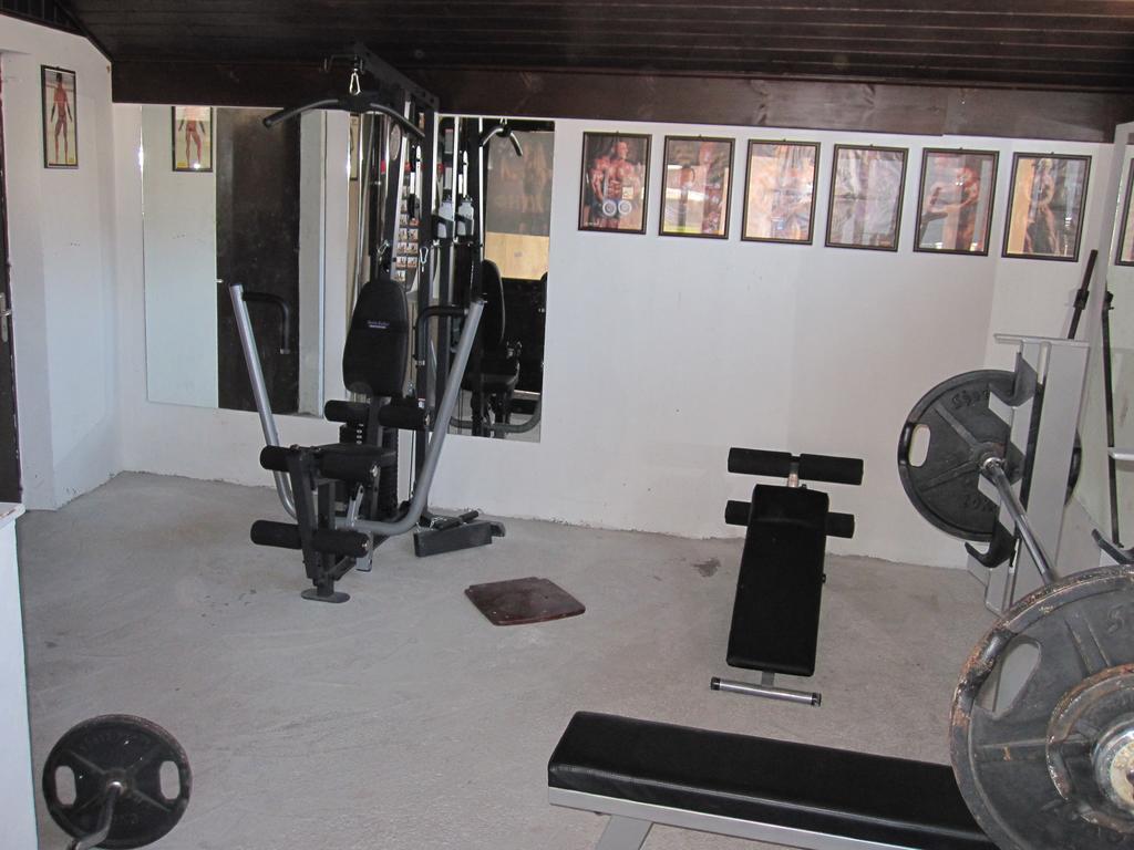 Hotel Deyanira Gorno Dryanovo ภายนอก รูปภาพ