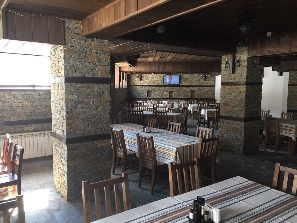 Hotel Deyanira Gorno Dryanovo ภายนอก รูปภาพ