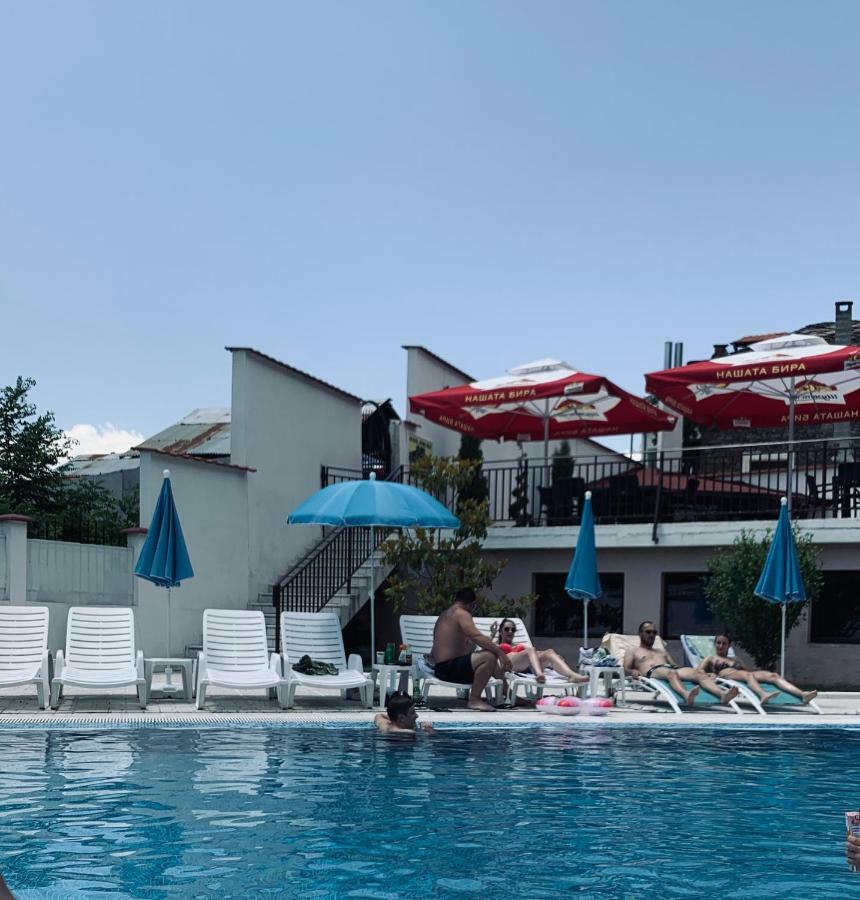 Hotel Deyanira Gorno Dryanovo ภายนอก รูปภาพ