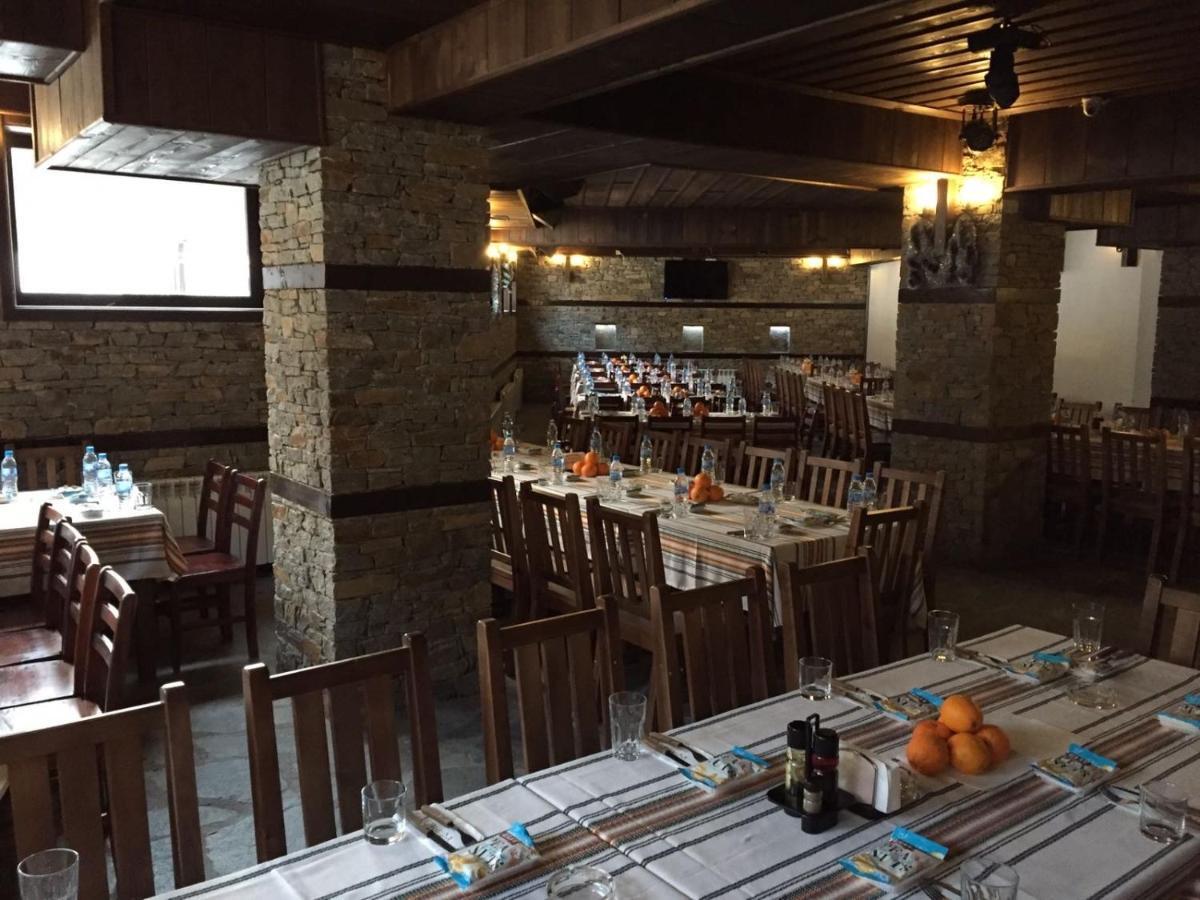 Hotel Deyanira Gorno Dryanovo ภายนอก รูปภาพ